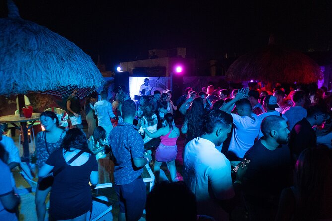 Saturday Night Bar Crawl in Santa Marta, Colombia - Guide, Group Size, and the Kind of Peace of Mind You Get