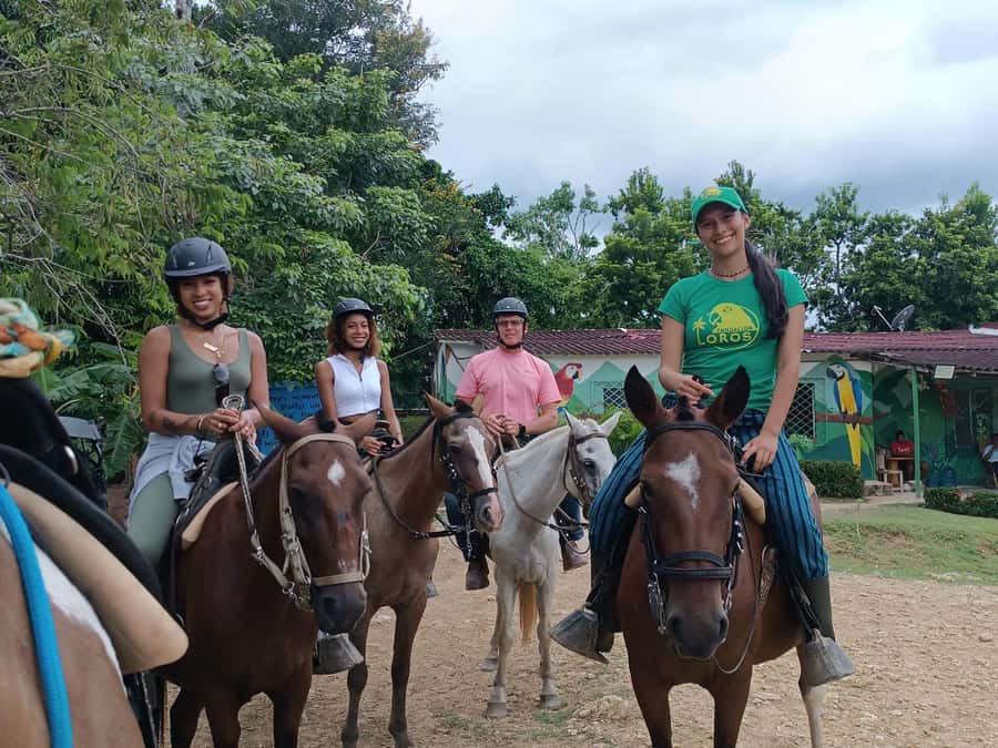 Scenic Horseback Ride in Tropical Mountain Reserve - Lake breakfast and a bird rehab lesson that actually matters