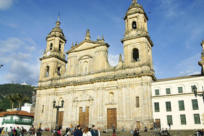 Self-Guided Audio Tour - Paranormal Candelaria - A Spooky Walk Through La Candelaria’s Streets