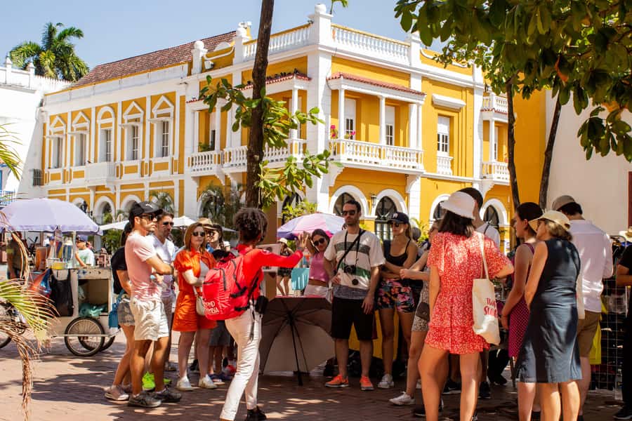 Shared Cartagena Old City Tour with Wireless Audio System - Why Cartagena’s Walled City makes sense on foot with audio