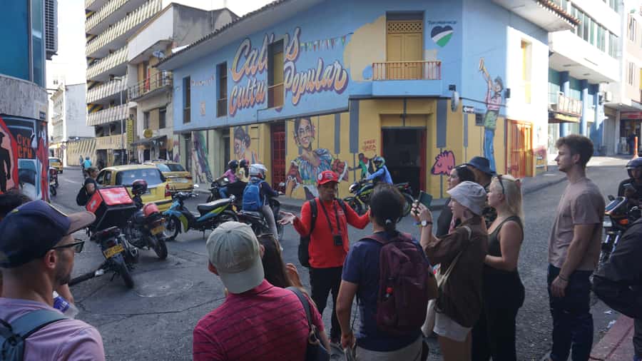 Shared Tour Cali's Salsa, Graffiti & Resistance Experience - Cali’s Salsa, Graffiti, and Resistance in About 2 Hours