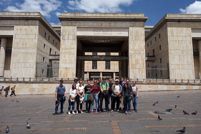 Shared Tour Colombian Conflict: war, drug trafficking and peace - Stop 1: Santander Park, where demonstrations became part of the story