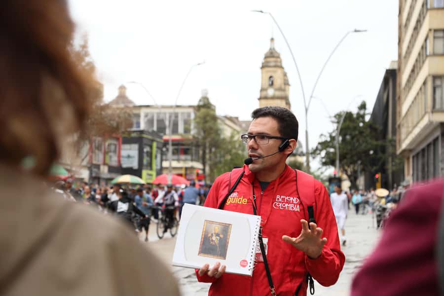Shared Tour Colombian Conflict War, Drug Trafficking & Peace - The Historic Center Walk, Plus Resting Stops
