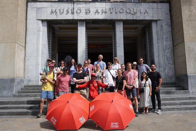 Shared Tour Historic Center of Medellin with Audio System - Walking the Medellín core, stop by stop
