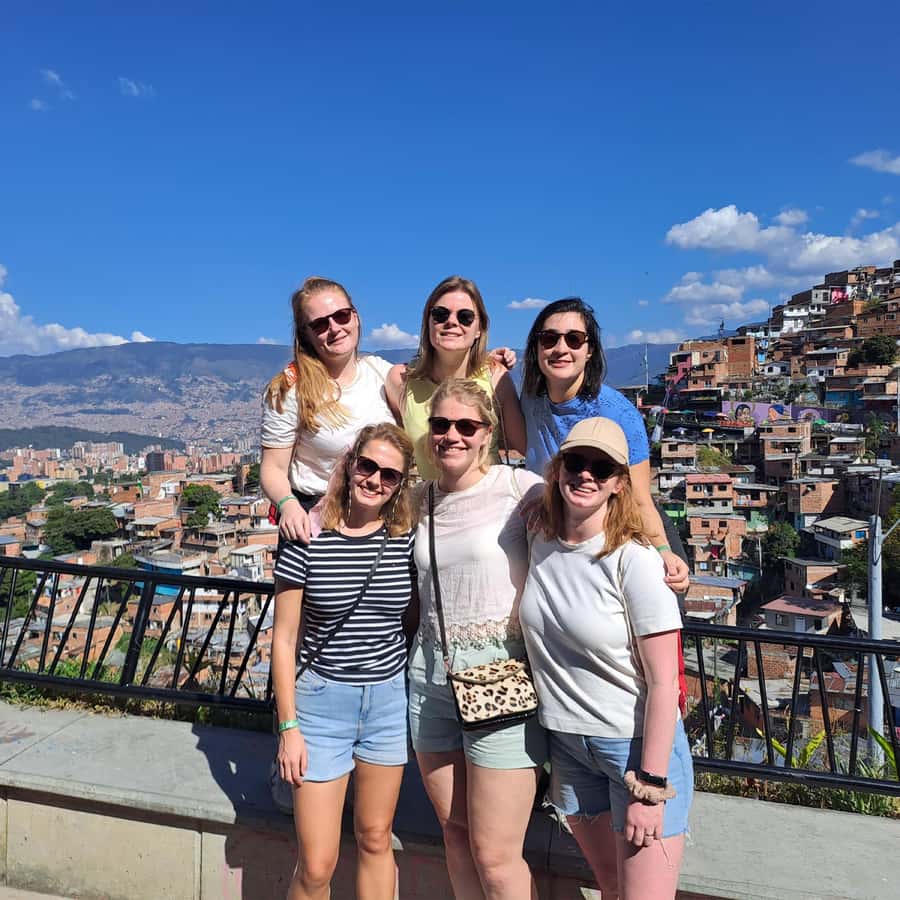 Shared Tour to Comuna 13 & Aurora Cable Car in Medellin - Key things you’ll notice right away