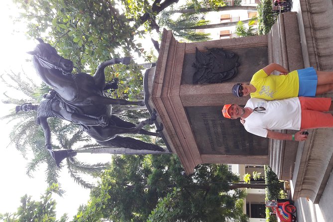 Shore Excursion: Cartagena City Tour and local lunch. - San Felipe Fort: the imposing fortress and the British storyline