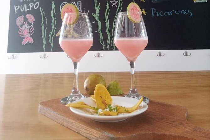 SkyKitchen 2-Hour Cocktail Class in Cartagena - The snack-and-music setting: where cocktail-making turns into an evening