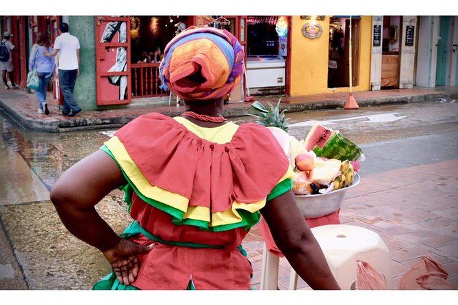 Street Food Tour in Cartagena Walled City and Getsemani - Cartagena on foot, with private guiding and easy pickup