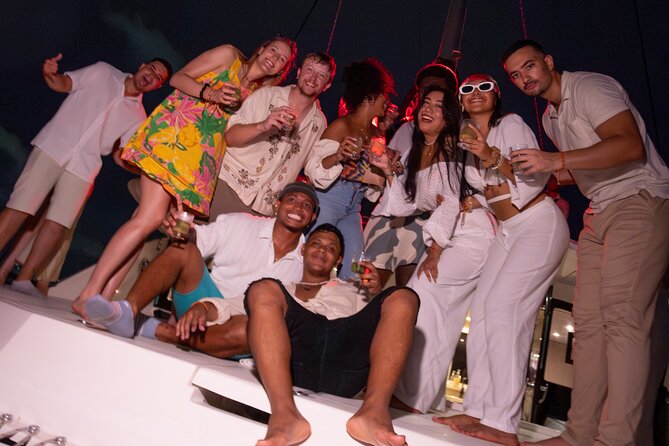 Sunset boat party - The Welcome Cocktail and Early Cruise Hours