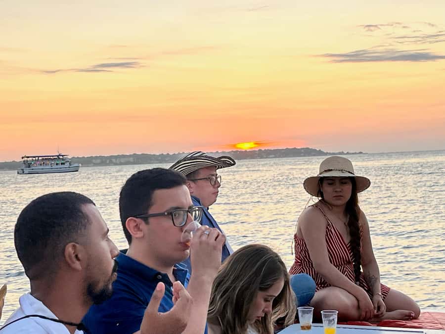 Sunset boat tour open bar and free club entrance Cartagena - Sunset Route: Old City Glow Meets Modern Skyline Lights
