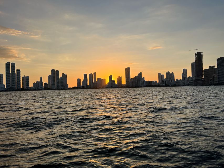 Sunset boat tour open bar and free club entrance Cartagena - Open Bar Reality Check: Rum, Vodka, and What to Bring