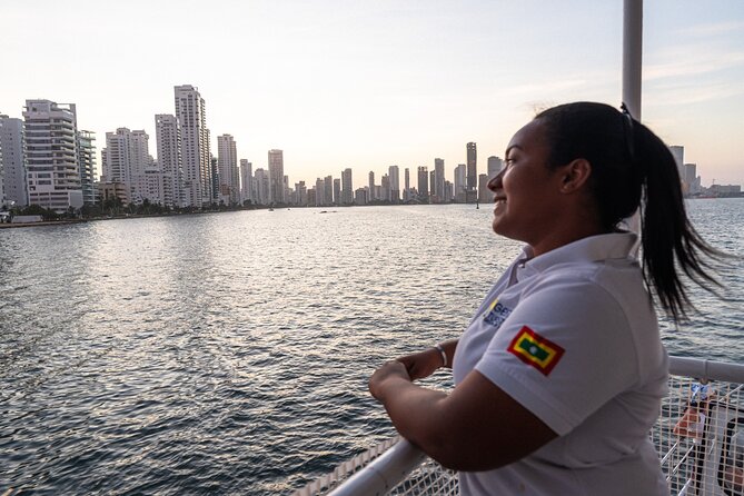 Sunset in Cartagena Bay with Boat Dances and Bar - The cruise portion in Bahía de Cartagena de Indias