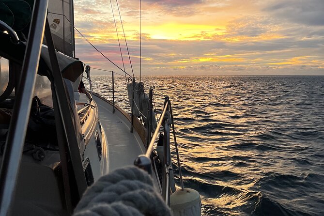 Sunset Sailing Santa Marta Bay - Key highlights at a glance