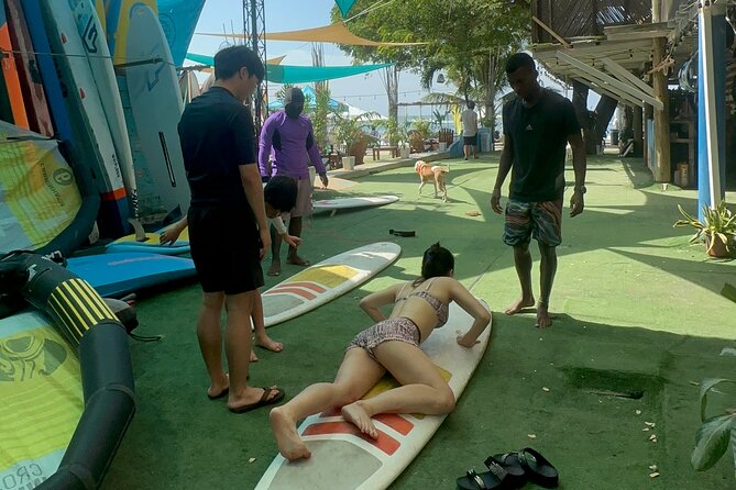 SURFING Experience - Beginners and the Wave Conditions in El Laguito