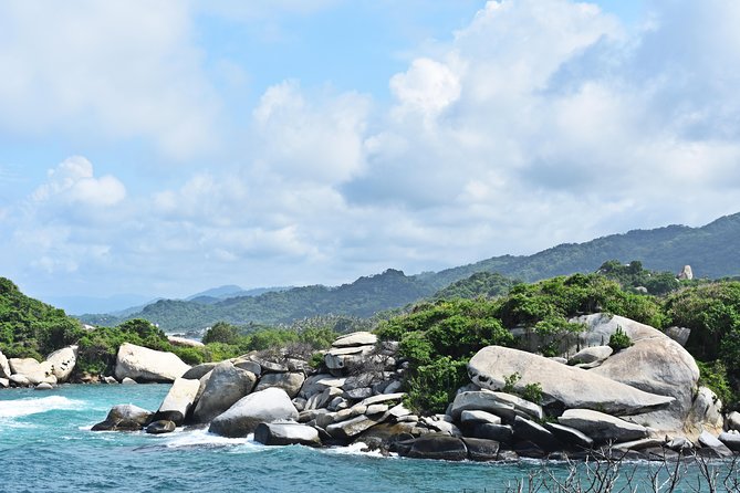Tayrona Park Hike And Beach Day - Your guide can turn the trail into the main event