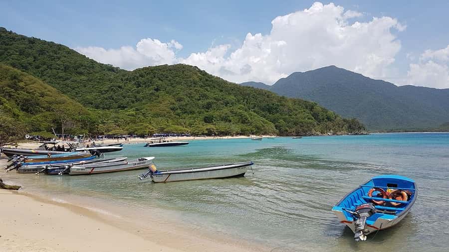 Tayrona Park & Playa Cristal - Neguanje beach sector: photo stop, safety talk, then off by speedboat