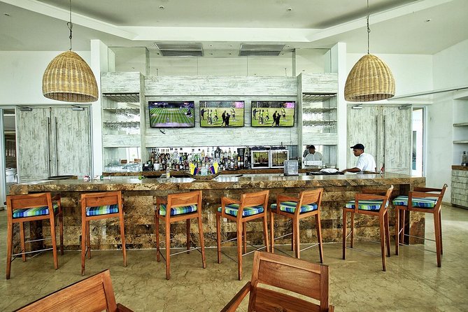 Tee Off at Karibana - The ultimate Golf Escape in the Caribbean - Practice balls and the 3-hour reality check