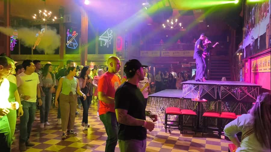 The Cali Salsa Tour - A 5.5-hour Cali plan that mixes dancing, museums, and real food