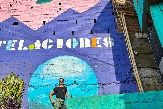 The Comunas 13 & 3 Tour-The Most Immersive Experience in Medellin - Comuna 3 Constelaciones: fewer tourists and murals with community credits