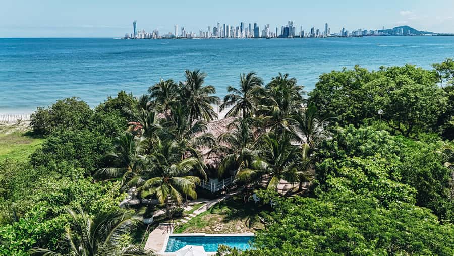 Tierra Bomba Island: A day at Marine Beach Club - Why Tierra Bomba feels special for a day trip