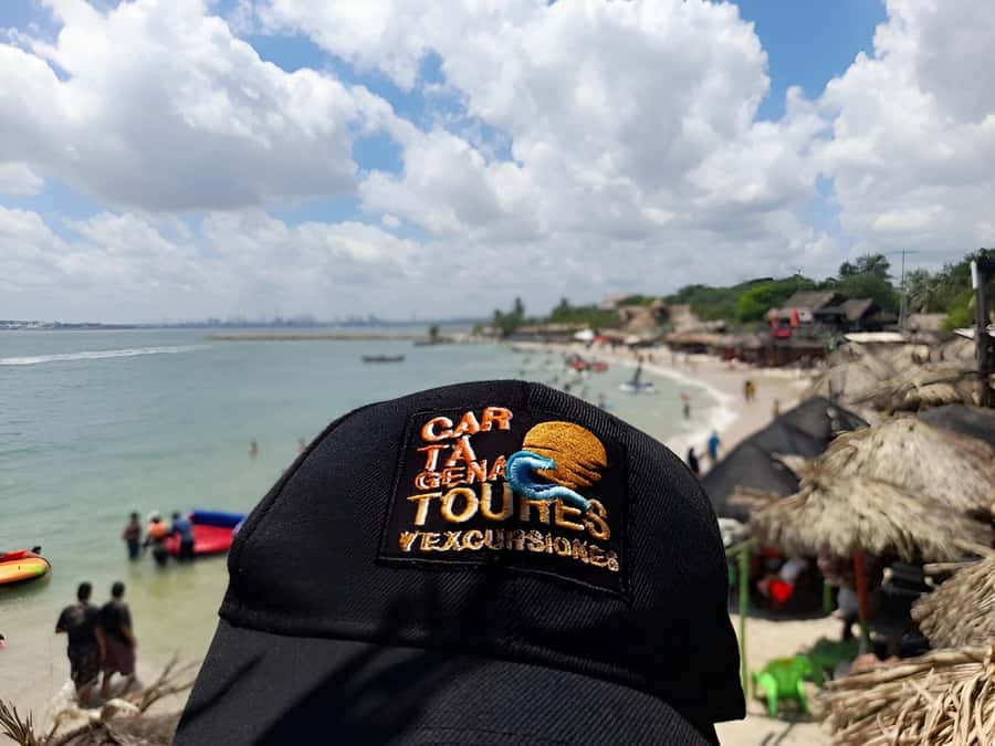 Tierra bomba: Typical beachday to Punta Arena! - Who should book this Tierra Bomba beach day
