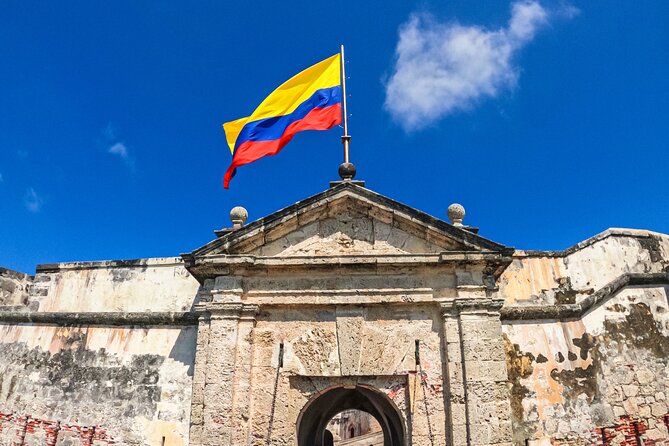 Top 5 Places you need to know around the island from cartagena. - Isla Grande snorkeling and the resort-beverage break you’ll actually appreciate