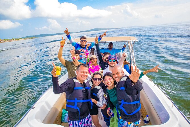 Tour 5 islands of the rosary with drinks included - Open bar and plankton lagoon: what’s included, what to budget