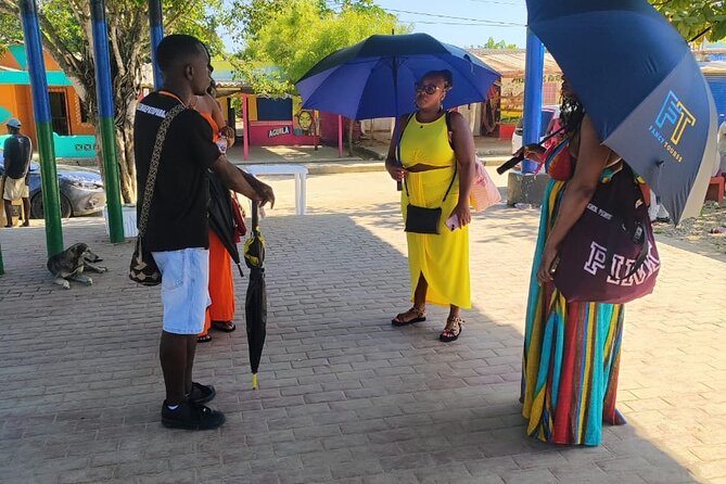 Tour cultural to san Basilio de Palenque from cartagena - Lunch plus the central restaurant stop, then the ride back to Cartagena