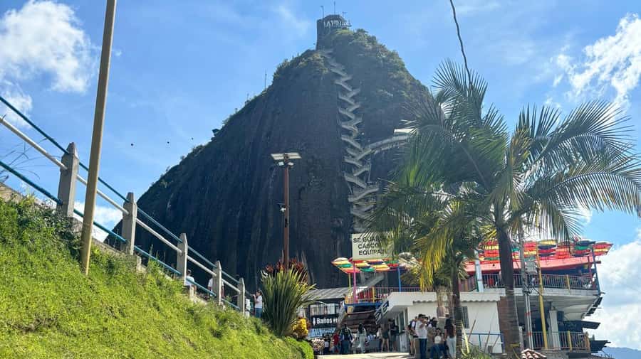 Tour Guatapé con visita a Granja de las Llamas y las Alpacas - Key things that make this tour worth considering