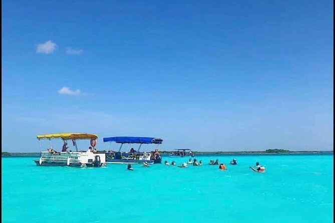 Tour in Pontoon to the Aquarium Bahia Palito, Mangroves, Rocky Cay - Bridge of Colors and Haynes Cay: the 40-minute photo moment