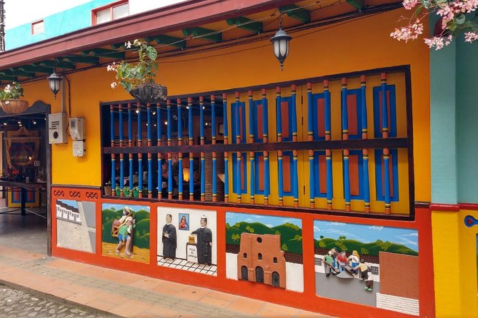 Tour to Guatapé + Rumbero Boat + Access to the Stone - The Guatapé reservoir and the Rumbero boat: the most relaxing chunk of the day