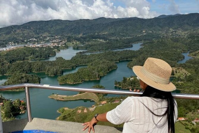 Tours Guatape Day of Adventure and Fun - Medellín to Guatapé in one 10-hour block, why the pacing works