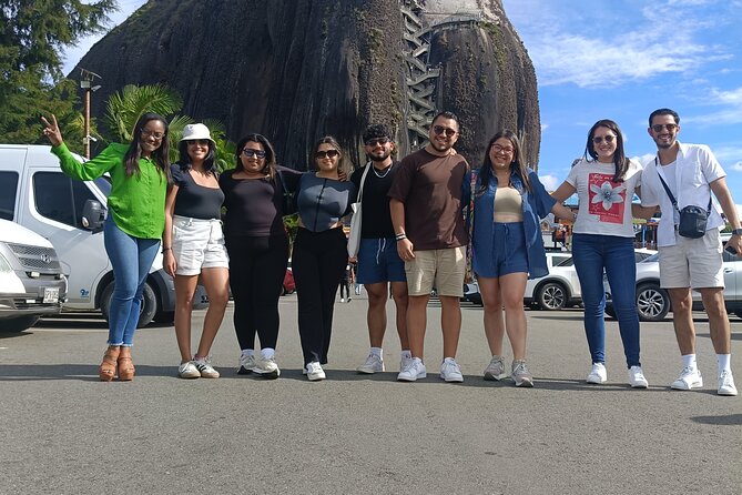 Tours Guatape Day of Adventure and Fun - El Alto del Chocho llama farm, hands-on animal time
