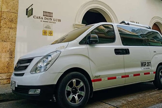 Transfers from the Airport to Hotels in Cartagena - Car size, luggage, and group count, the three things you must get right