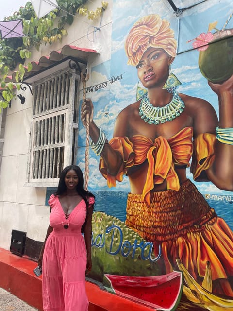 Trendy Cartagena photo/ Video Tour - Finishing at the clock tower: the last chance to get it right