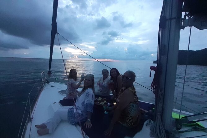 Trip (half day) in a Private Sailing Boat in the Tayrona Park - Key highlights at a glance
