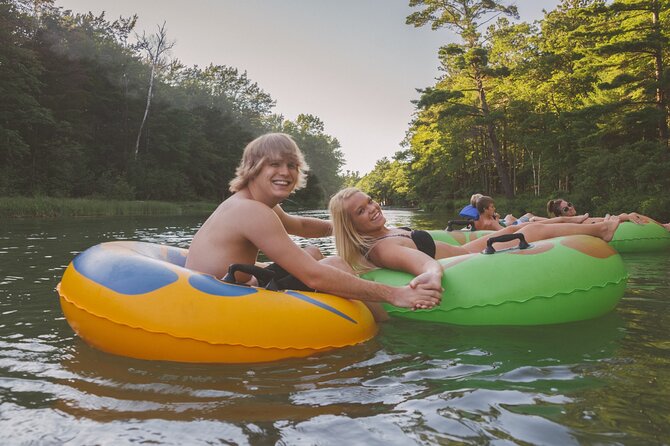 Tubing Across Palomino River Including a Hiking Tour - The Santa Marta stop: a quick handoff before the hike and river