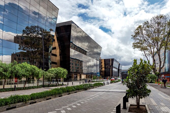 VIP Private Transfer: El Dorado Airport → Bogota Hotels SUV 24hrs - Landing in Bogotá without the airport stress
