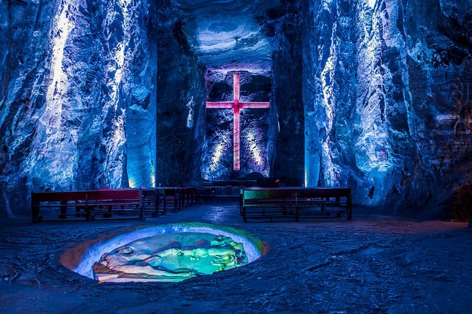 VIP Private Transfer to Salt Cathedral Zipaquira from Bogota - Entering the Salt Cathedral of Zipaquirá: what to expect underground