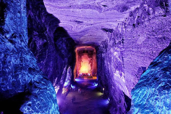 VIP Private Transfer to Salt Cathedral Zipaquira from Bogota - Hotel pickup, onboard Wi-Fi, and the 5 to 6 hour rhythm