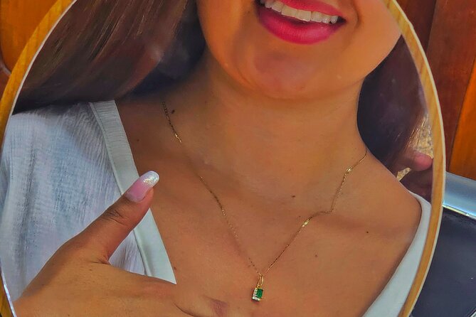 Visit Certified Colombian Emerald Jewelry in Medellin - Time check: what 2 hours usually feels like