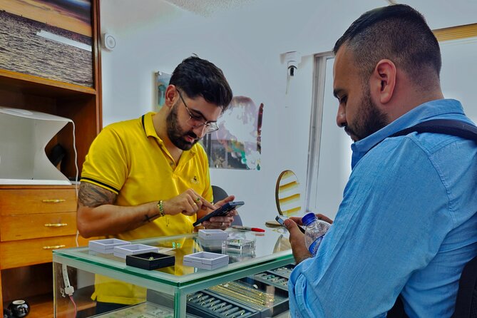 Visit Certified Colombian Emerald Jewelry in Medellin - Who this tour fits best, and who might skip it