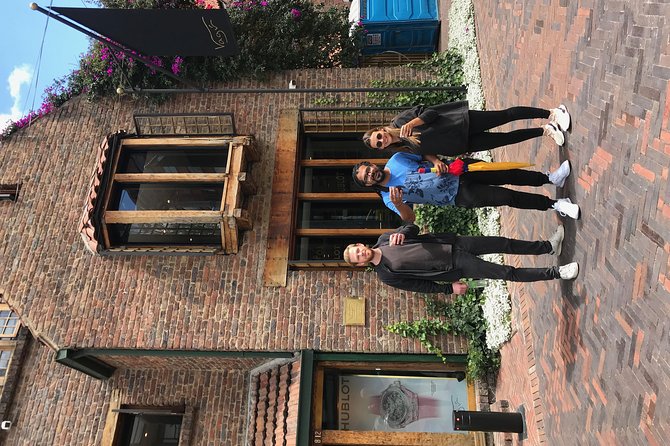 Walking Tour Chapinero District Bogotá’s North Side & Local Life - Chapinero streets, “trendy” zones, and what to pay attention to while you walk
