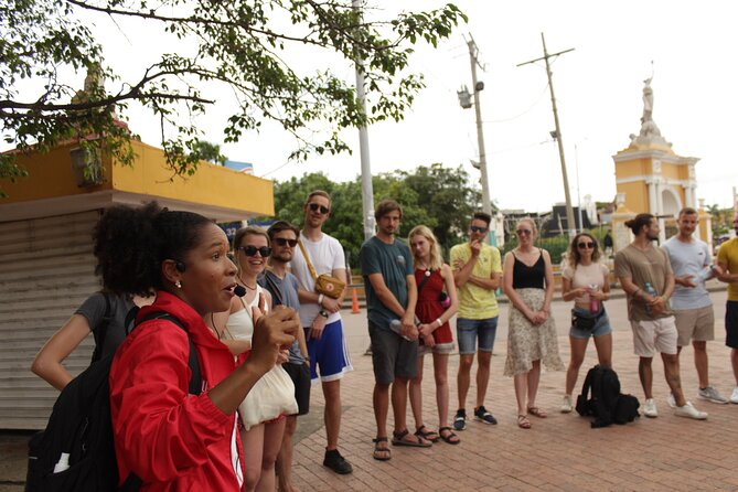 Walled Cartagena: Group Tour with Live Audio System - Stop by Stop: From Camellón de los Mártires to the Clock Tower Views