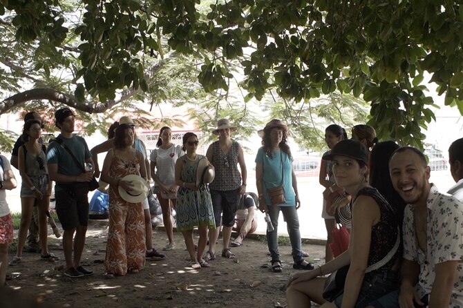 Walled Cartagena: Group Tour with Live Audio System - Bulwark Climb at San Ignacio: Fortifications With a View