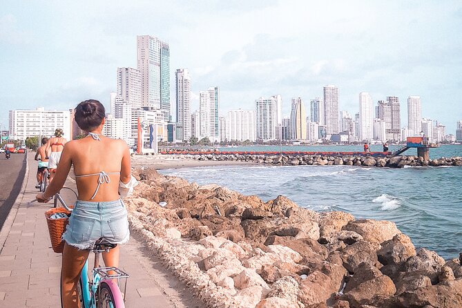 Walled City, San Felipe Castle & Popa Convent Cartagena City Tour - Quick hit landmarks: Clock Tower, Las Bóvedas, and central plazas