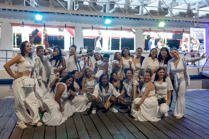 White Night Boat Party with Buffet Dinner and Bar - Cruising the Bay of Cartagena at night
