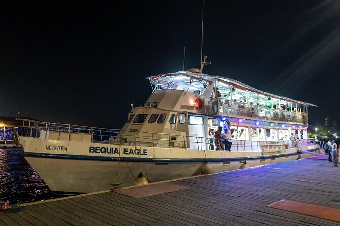 White Night Boat Party with Buffet Dinner and Bar - Bar setup: welcome cocktail, open cocktail bar, and the pier fee reality