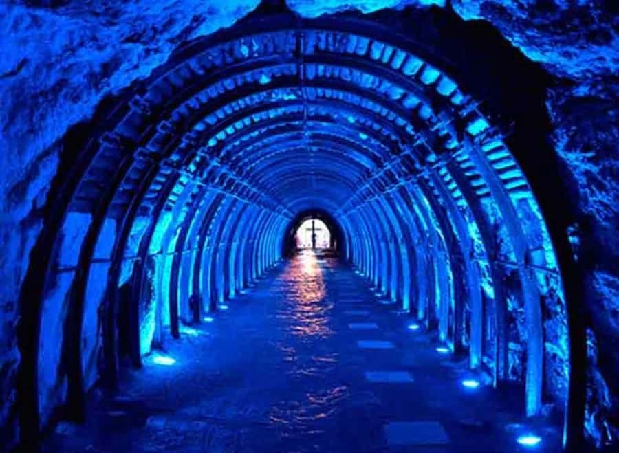 Wonders of Salt: Colombia's Underground Cathedral - Entering the Salt Cathedral: Salt Stations of the Cross and 180 Meters Underground