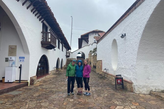 Zipaquira Salt Cathedral and Guatavita Lagoon from Bogota (Private Tour) - Planning the day: 7:00 am start and a 10-hour loop